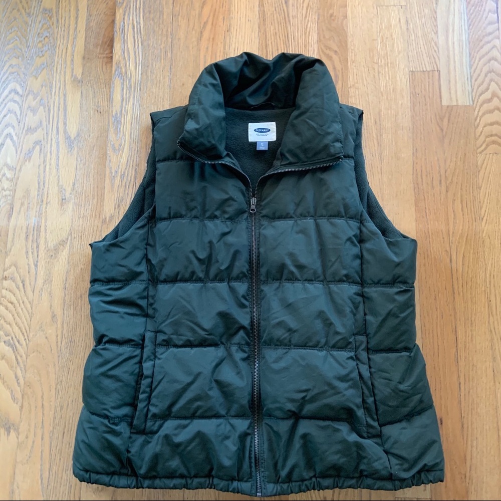 Old Navy fleece lined vest